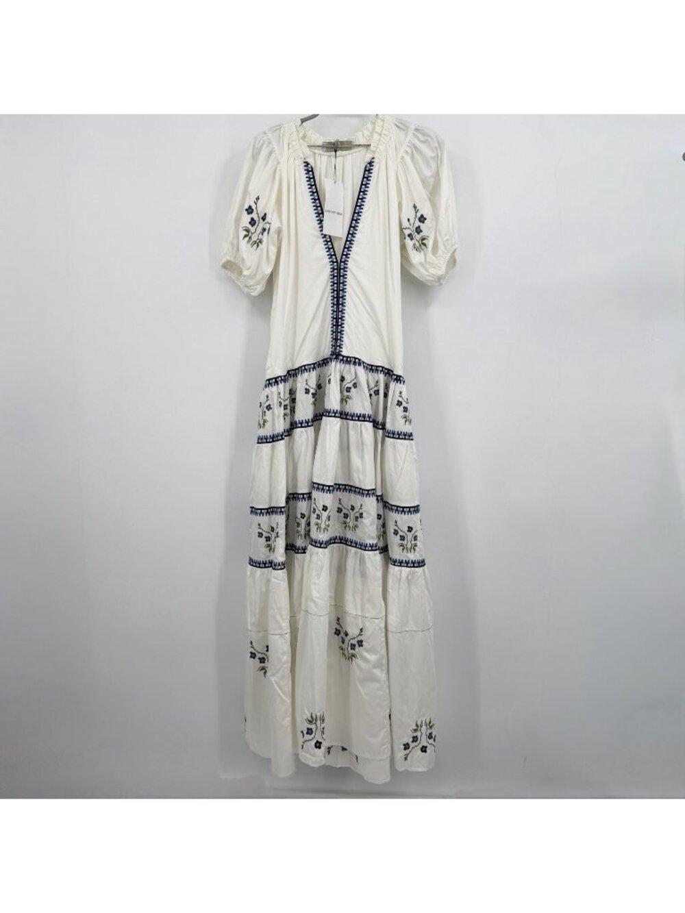 Lug Von Siga White Aubree Tiered Maxi Dress Floral Embroidery size 34 US 2 XS